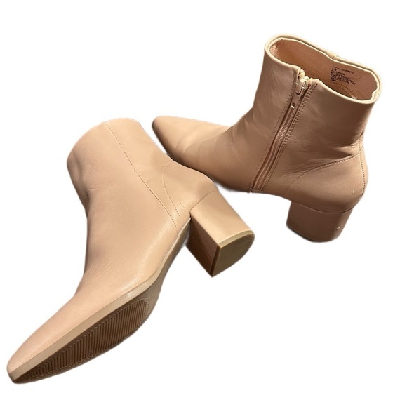 Women’s 2” Zip Up Ankle Boots - Size 11 - MINT CONDITION - Picture 4 of 6